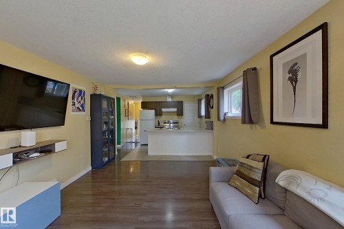 11612 130 Avenue, Edmonton, AB - Indoor