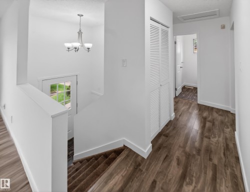 3520 49A Street, Edmonton, AB - Indoor Photo Showing Other Room
