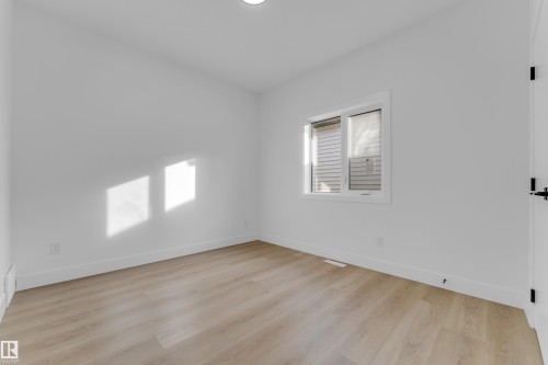 Empty room - 449 Crystal Creek Link, Leduc, AB - Indoor Photo Showing Other Room
