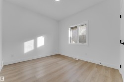 Empty room - 