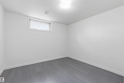 7604 142 Avenue, Edmonton, AB - Indoor Photo Showing Other Room
