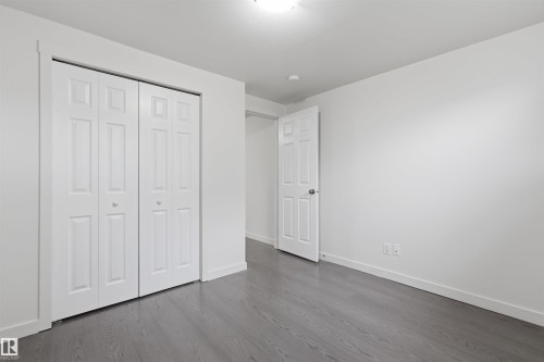 7604 142 Avenue, Edmonton, AB - Indoor Photo Showing Other Room