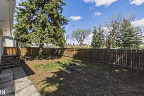 7604 142 Avenue, Edmonton, AB - Outdoor With Backyard