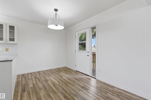 7604 142 Avenue, Edmonton, AB - Indoor Photo Showing Other Room