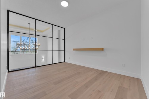 8441 Mayday Link Sw, Edmonton, AB - Indoor Photo Showing Other Room
