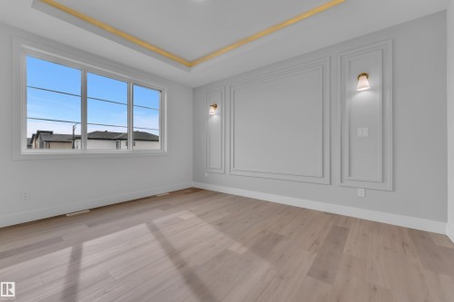 8441 Mayday Link Sw, Edmonton, AB - Indoor Photo Showing Other Room