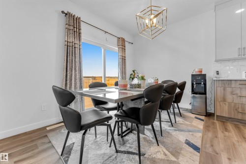 4708 177 Avenue, Edmonton, AB - Indoor Photo Showing Dining Room
