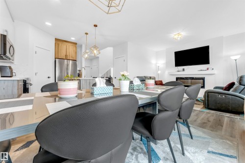4708 177 Avenue, Edmonton, AB - Indoor