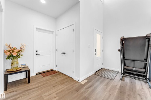 4708 177 Avenue, Edmonton, AB - Indoor Photo Showing Other Room