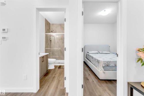 4708 177 Avenue, Edmonton, AB - Indoor