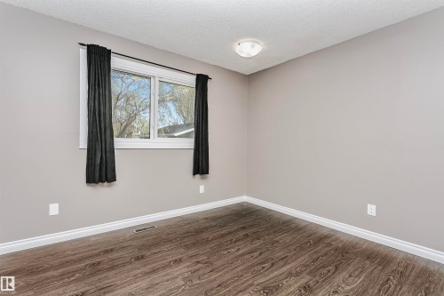 6612 182 Street, Edmonton, AB - Indoor Photo Showing Other Room