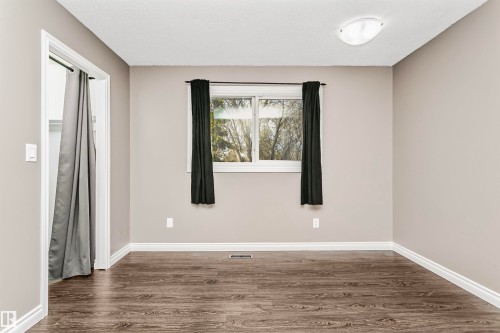 6612 182 Street, Edmonton, AB - Indoor Photo Showing Other Room