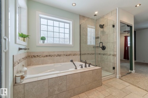 17815 62C Avenue, Edmonton, AB - Indoor Photo Showing Bathroom