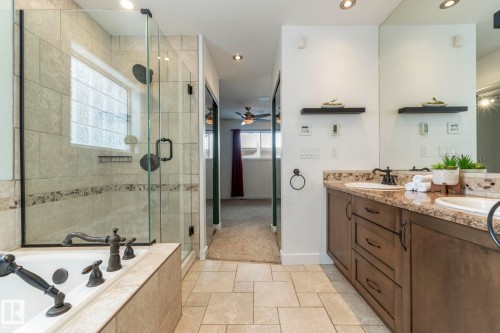 17815 62C Avenue, Edmonton, AB - Indoor Photo Showing Bathroom
