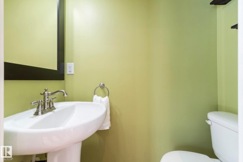 17815 62C Avenue, Edmonton, AB - Indoor Photo Showing Bathroom