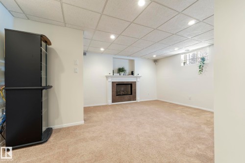 17815 62C Avenue, Edmonton, AB - Indoor