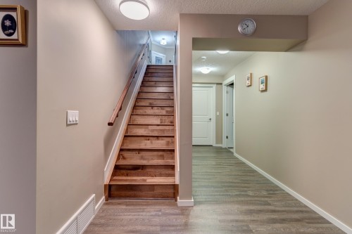 210 50 Heatherglen Drive, Spruce Grove, AB - Indoor Photo Showing Other Room