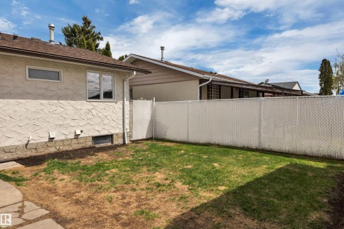 11719 152A Avenue, Edmonton, AB - Outdoor