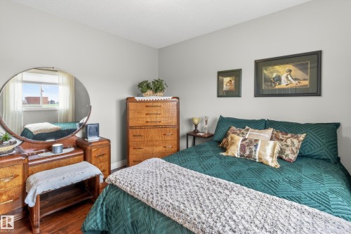 21 Beaverhill View Cr, Tofield, AB - Indoor Photo Showing Bedroom