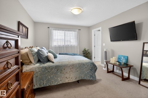 21 Beaverhill View Cr, Tofield, AB - Indoor Photo Showing Bedroom