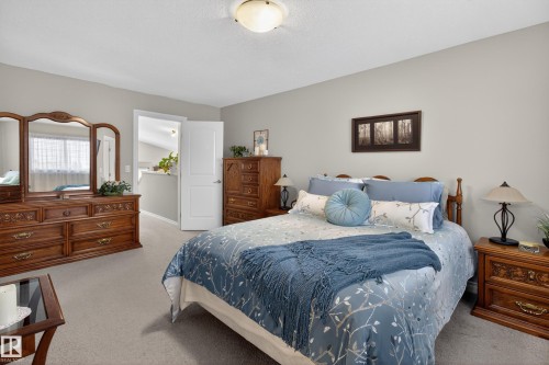 21 Beaverhill View Cr, Tofield, AB - Indoor Photo Showing Bedroom