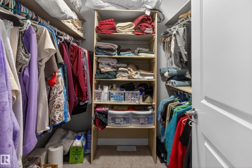 21 Beaverhill View Cr, Tofield, AB - Indoor With Storage