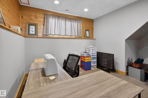 21 Beaverhill View Cr, Tofield, AB - Indoor