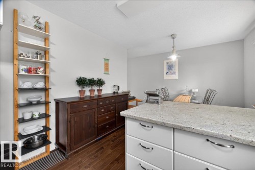 4124 121 Street, Edmonton, AB - Indoor