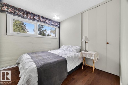 4124 121 Street, Edmonton, AB - Indoor Photo Showing Bedroom