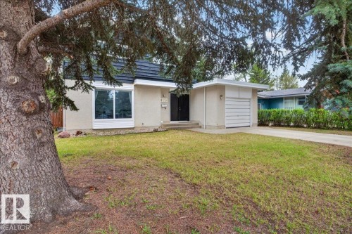 4124 121 Street, Edmonton, AB - Outdoor