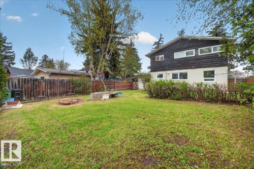 4124 121 Street, Edmonton, AB - Outdoor