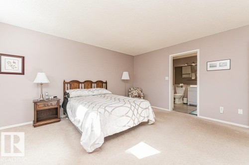 3242 38 Avenue, Edmonton, AB - Indoor Photo Showing Bedroom