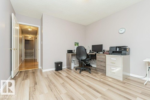 3242 38 Avenue, Edmonton, AB - Indoor Photo Showing Office