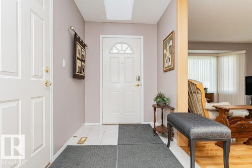 3242 38 Avenue, Edmonton, AB - Indoor Photo Showing Other Room