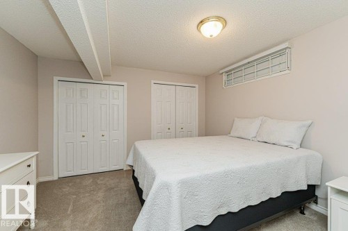 3242 38 Avenue, Edmonton, AB - Indoor Photo Showing Bedroom