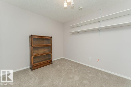 3242 38 Avenue, Edmonton, AB - Indoor Photo Showing Other Room