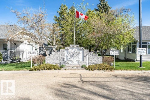 3242 38 Avenue, Edmonton, AB - Outdoor