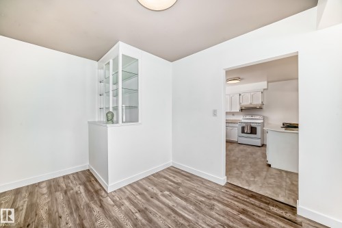 12824 134 Avenue, Edmonton, AB - Indoor