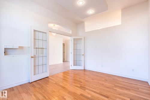 189 Blackburn Drive W, Edmonton, AB - Indoor Photo Showing Other Room
