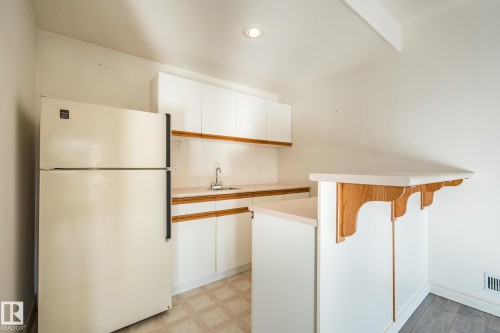 189 Blackburn Drive W, Edmonton, AB - Indoor