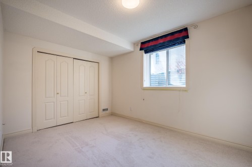 189 Blackburn Drive W, Edmonton, AB - Indoor Photo Showing Other Room