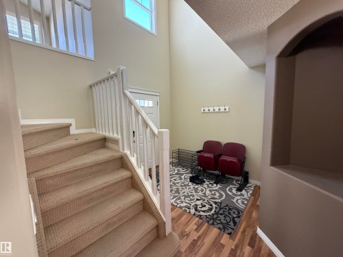 21113 92A Avenue, Edmonton, AB 