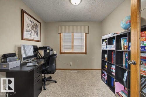 16516 87 Street, Edmonton, AB 