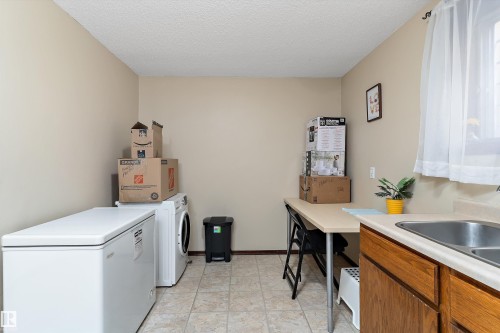 12916 69 Street, Edmonton, AB - Indoor Photo Showing Laundry Room