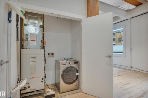 102 10169 104 Street, Edmonton, AB - Indoor Photo Showing Laundry Room