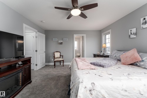 49 Wilson Close, Fort Saskatchewan, AB - Indoor Photo Showing Bedroom