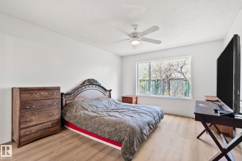 522 Hunters Way, Edmonton, AB 