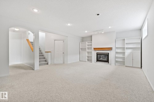 522 Hunters Way, Edmonton, AB 