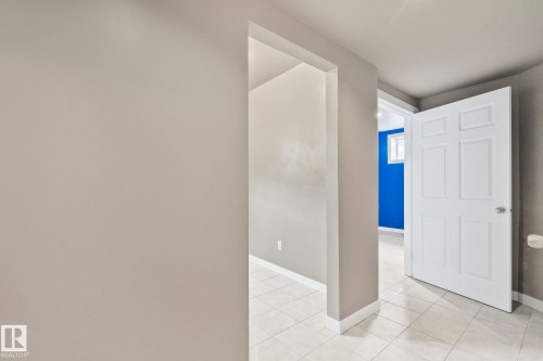 522 Hunters Way, Edmonton, AB 