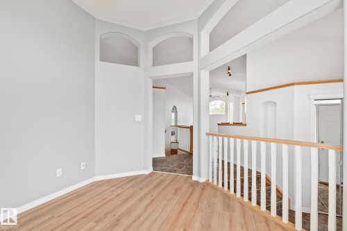 522 Hunters Way, Edmonton, AB 